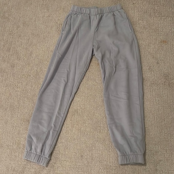 Brandy Melville Pants & Jumpsuits Brandy Melville Sweatpants Poshmark